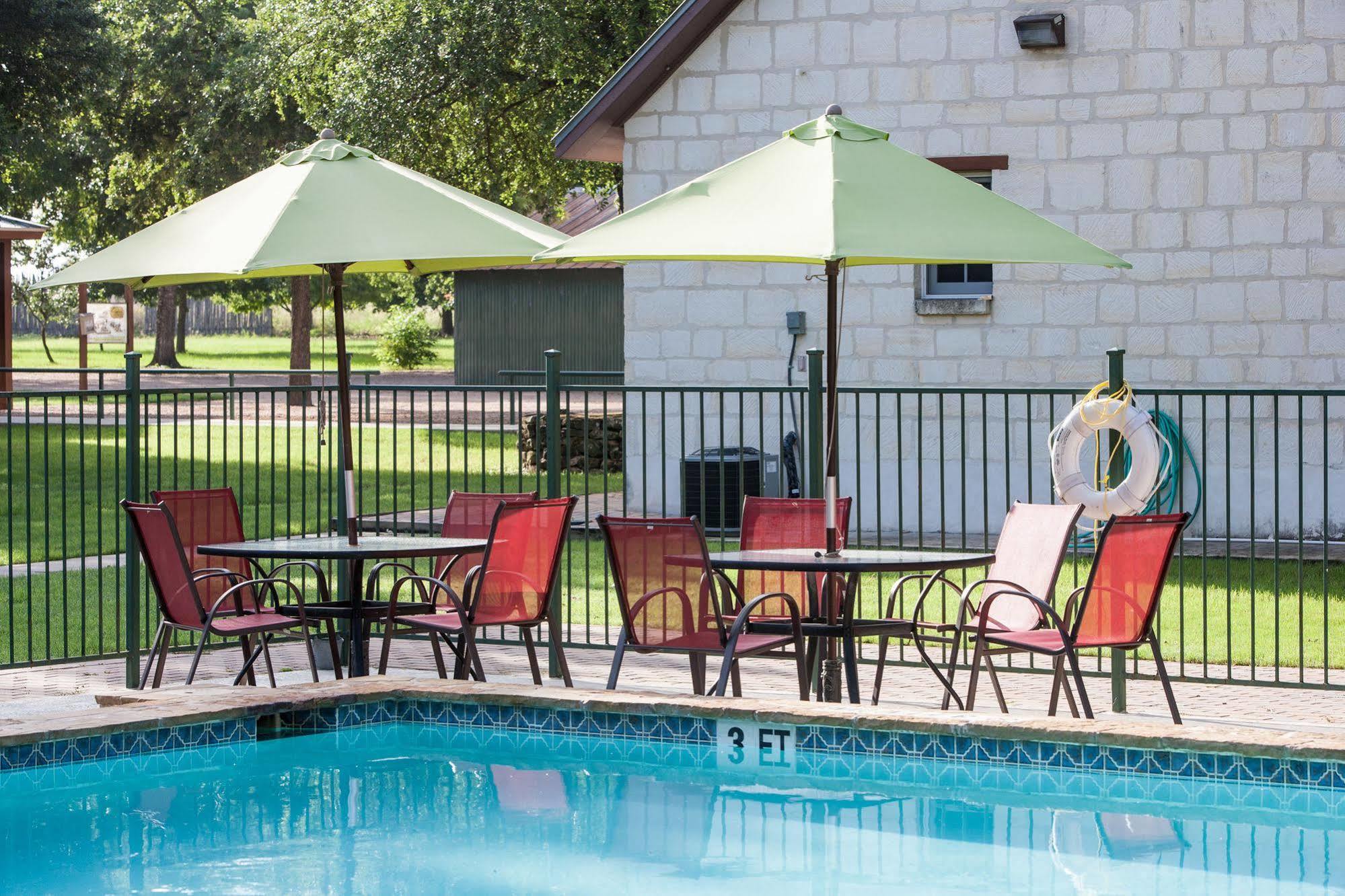 Gruene Cottages New Braunfels Exterior photo